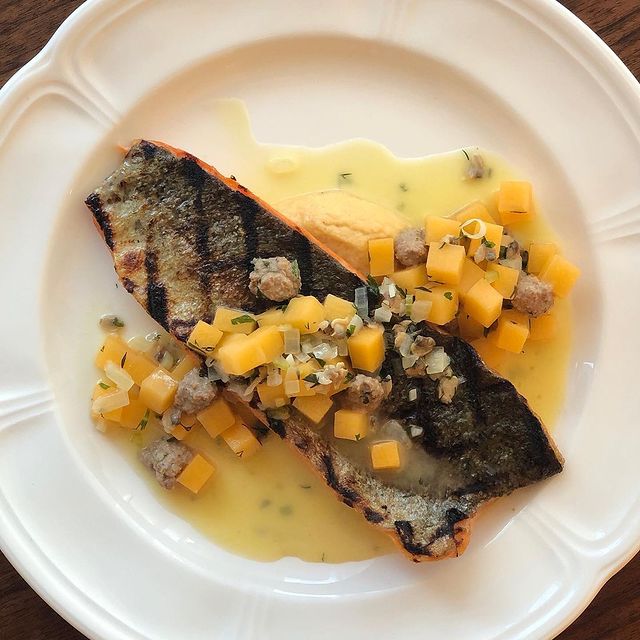 Willows Hotel tweet media