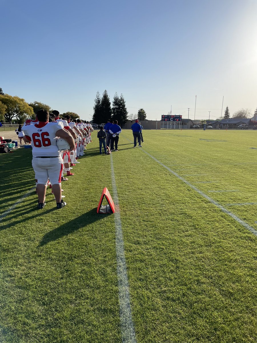 Football has officially kicked off in Caruthers! Let’s go eagles ❤️💙
