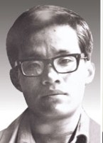 민주화운동의 배경에 간첩이 있었다는 내용을 블랙코미디로 제작한다는 것은 민주열사들에 대한 지독한 모욕과 혐오범죄입니다. 영초언니의 남편 정문화 선생님은 민청학련 사건으로 간첩 혐의를 받아 모진 고문을 받았고 젊은 나이에 영양실조로 돌아가셨습니다.
<설강화> 
#작가_피디_출연배우_불매