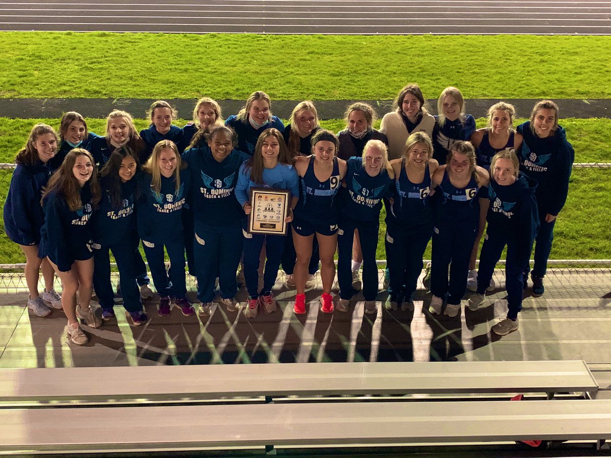 sdhsxc's tweet photo. And your 2021 AAA Ladies Conference Champions! https://t.co/VqarsPTciy