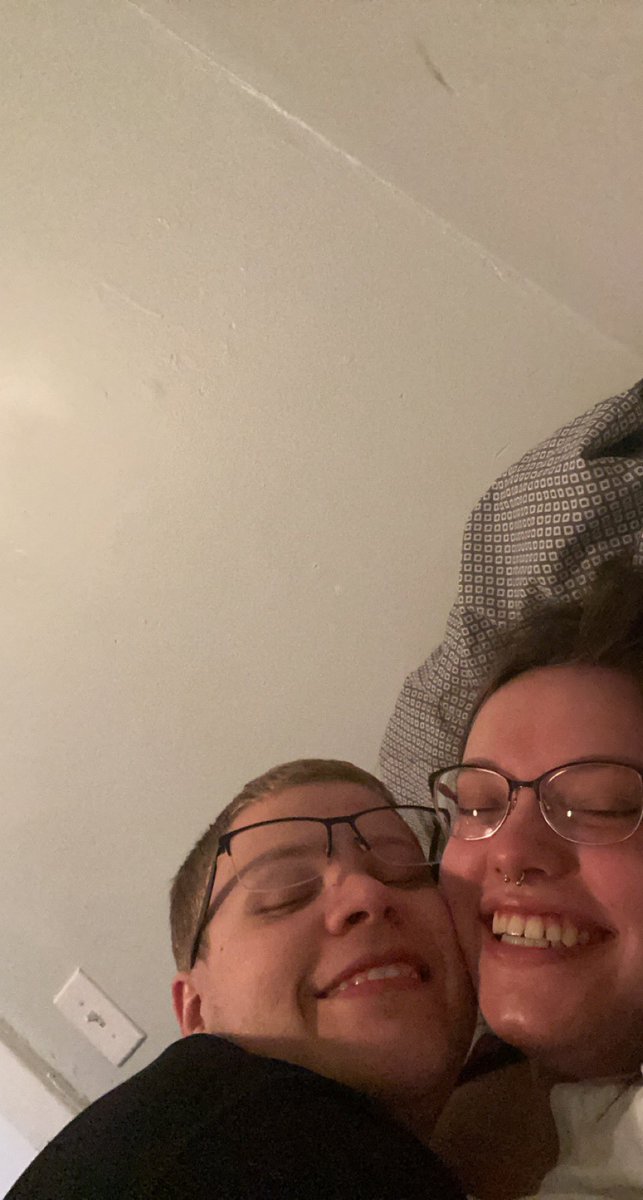 taaylorpez's tweet photo. "let's take more pictures together" ... the pictures we take together https://t.co/ZPfGSX8ub9