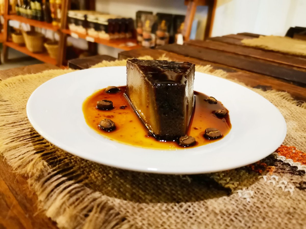 MakisapaFoods's tweet photo. Flan de Café
Delicioso postre con café orgánico de la región San Martín https://t.co/Qcj3EIacKW