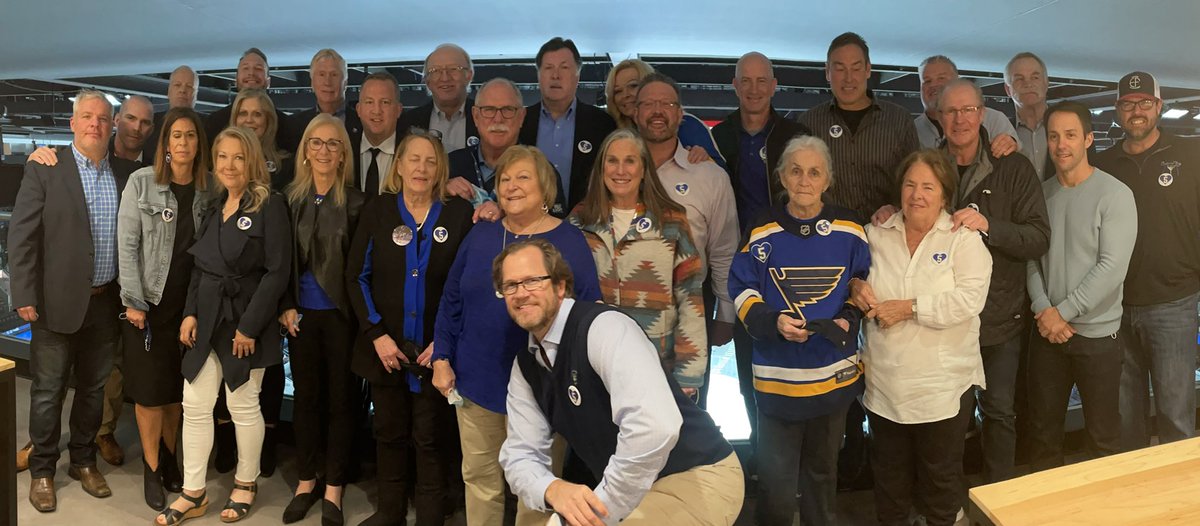 bluesalumni's tweet image. We are family ❤️ #stlblues