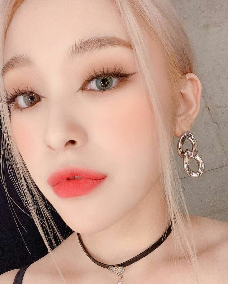 milktelouvr's tweet photo. ⠀⠀
 
    —— : DAY 2!

⠀⠀  ⠀⠀⠀⠀⠀⠀  ⠀⠀#ESCAPETHEORDINARY
         #PALEDESION 
⠀⠀⠀⠀⠀⠀⠀⠀ ⠀⠀⠀⠀⠀⠀ https://t.co/k4st9iOoKd