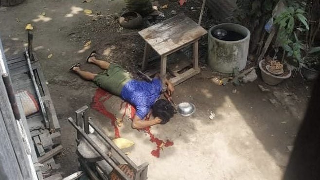 #Mar27Coup Mandalay

SO FAR: At least 10 killed in Mandalay region’s Wundwin, Meikhtila, Kyaukpadaung and Mandalay city. 

#WhatsHappeningInMyanmar #AntiFascistRevolution2021