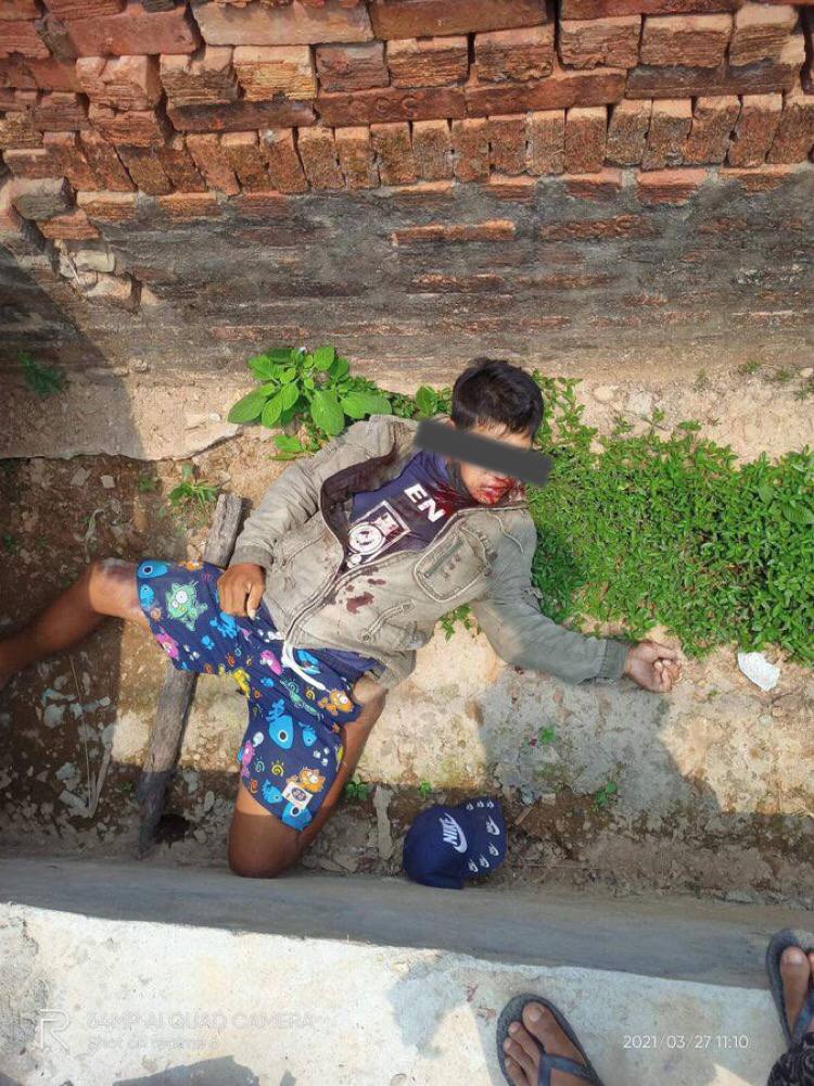 Tw // blood
In Dawei, Tanintharyi region, one man was shot dead with live ammunition at his chest by junta terrorists. <a href="/aapp_burma/">AAPP (Burma)</a>
<a href="/freya_cole/">Freya Cole</a> <a href="/SAdamsR2P/">Simon Adams</a> <a href="/TostevinM/">Matthew Tostevin</a> <a href="/GCR2P/">GCR2P</a>
#WhatsHappeningInMyanmar
#BurmasCauseIsGlobal
#Mar27Coup