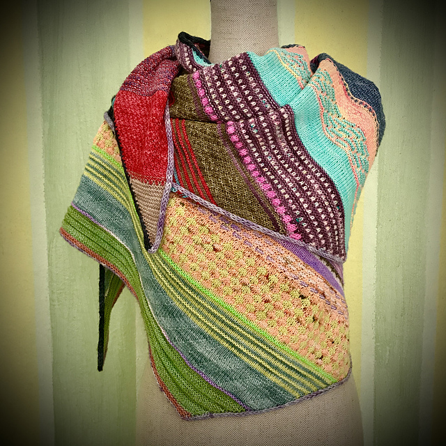kuschelfein's tweet photo. Strickanleitung Interessante Zeiten von Astrid Müller

Dieses Tuch ist im Rahmen des Adventskalenders von RockTheWool entstanden. Es besteht aus 24 Ministrängen ihrer Merino Soft Sock – Base mit je ca. 20 g/80 m.

https://t.co/0Eg0RJNzqw https://t.co/l4us1BJ9zl