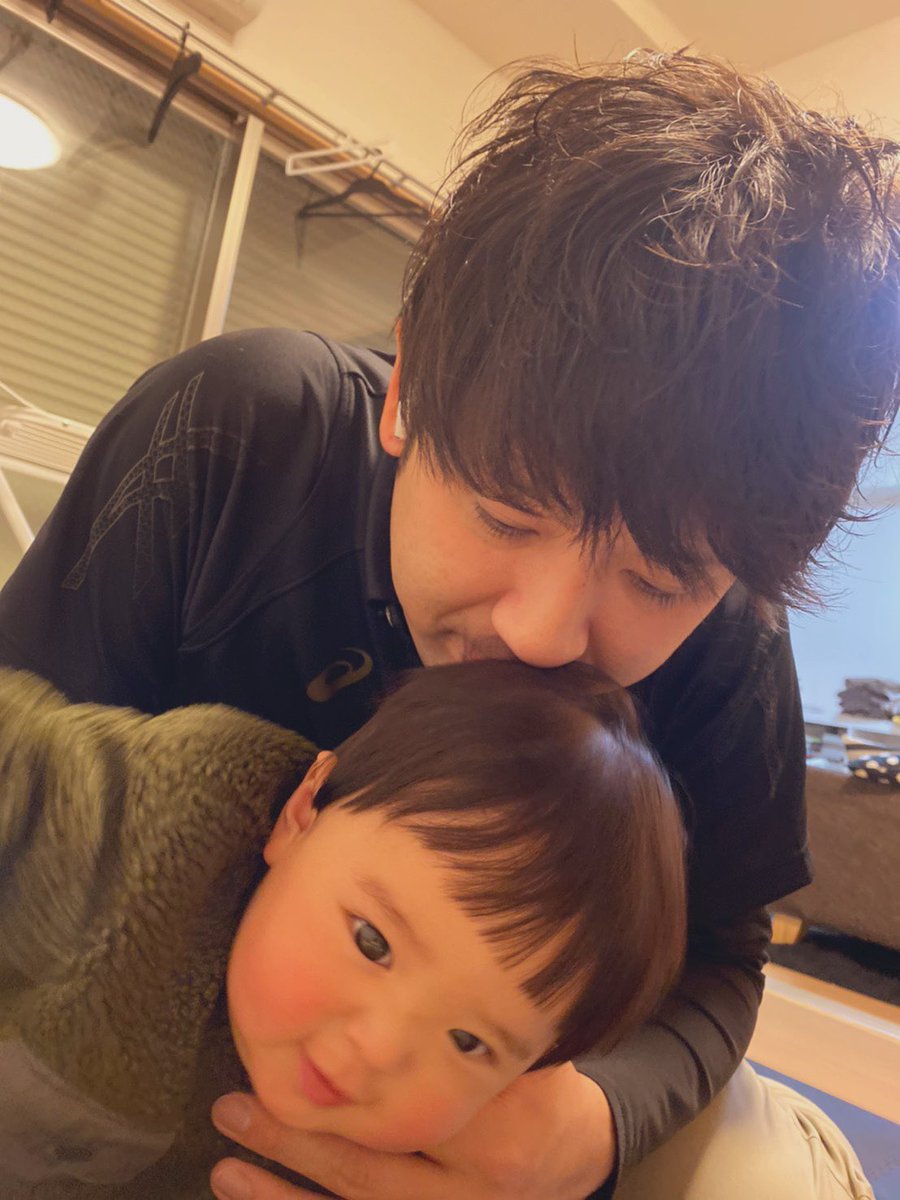 juritan31's tweet photo. まっずぃ
ご飯も美味しいって食べてくれる🐨 https://t.co/YB4ndamwIC