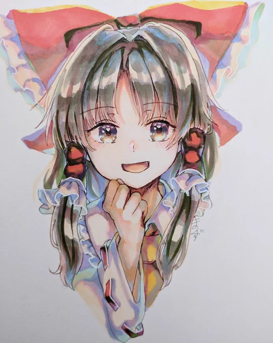 アナログで霊夢さんを描きました。 