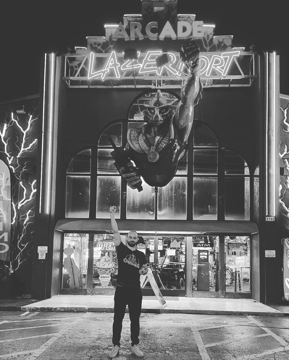 StreaknG's tweet photo. Thank you #lazerportfuncenter for another awesome experience. I’ll be returning soon
.
.
#arcade #arcade4life #pidgeonforge #twitch #SupportSmallStreamers https://t.co/HGcurbfDbz