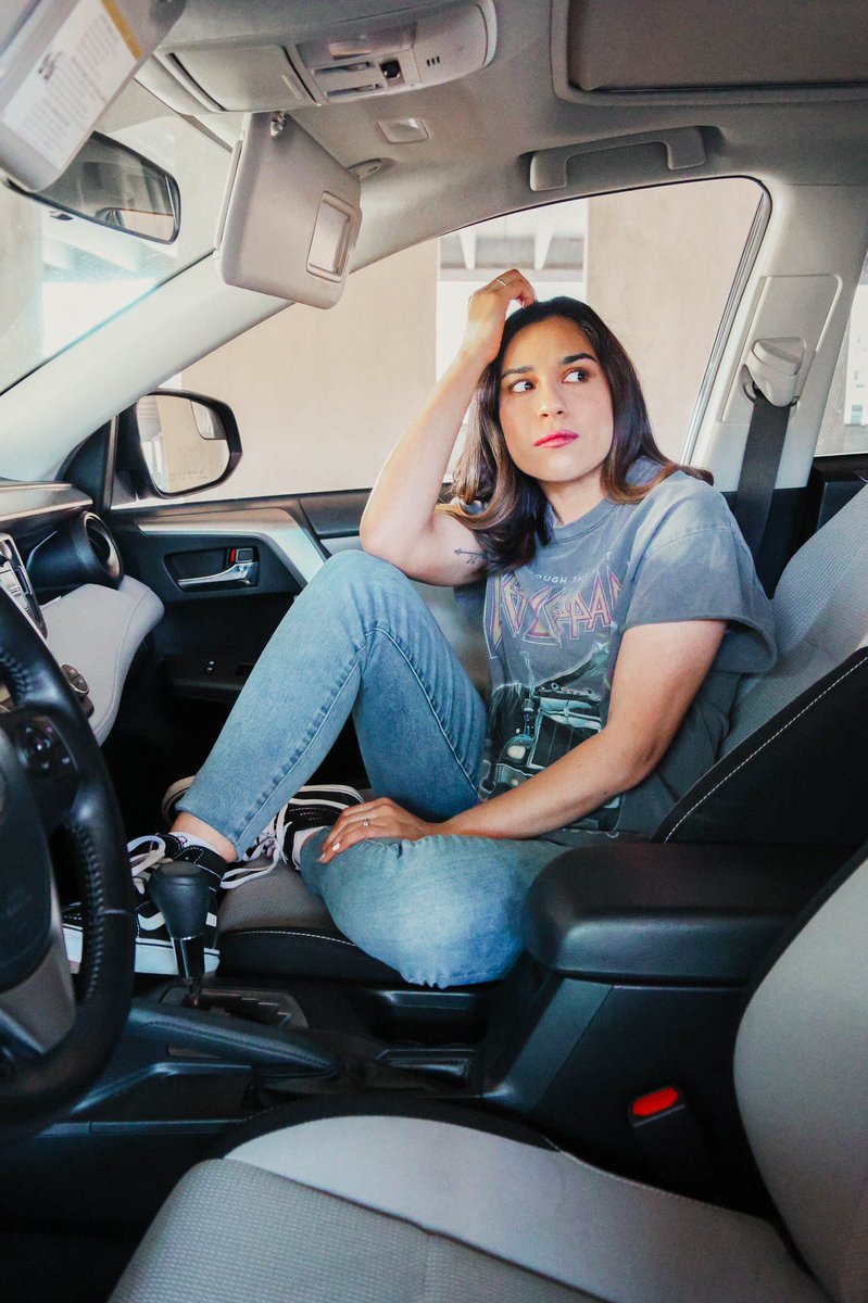 alwaysaley's tweet photo. Driving around is the perfect escape! 
#bloggerstribe #BloggersHutRT https://t.co/v6MrUq791z