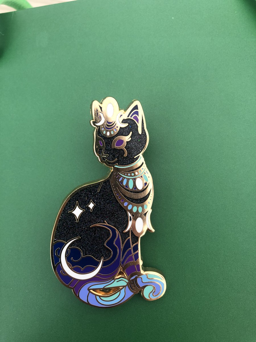 EnamelpinsC's tweet photo. We have confidence that will be your best custom enamel pins supplier, bringing you quality products and high efficient service. https://t.co/drUx5wOckX