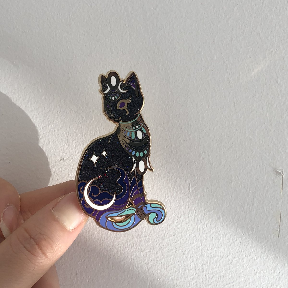 EnamelpinsC's tweet photo. We have confidence that will be your best custom enamel pins supplier, bringing you quality products and high efficient service. https://t.co/drUx5wOckX