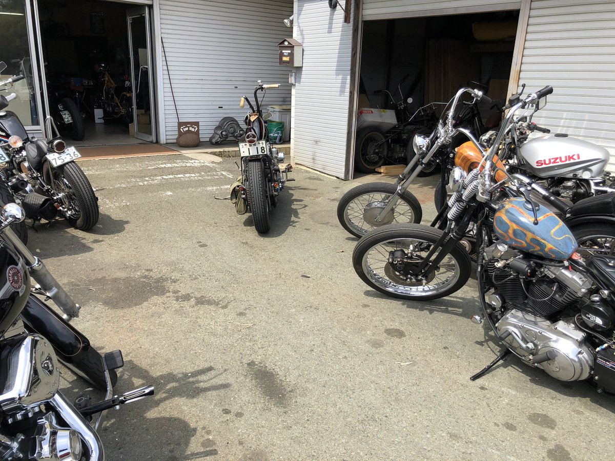 hal__masa's tweet photo. ショベルの車検
#fleestyle https://t.co/G1Bz0FwuIs