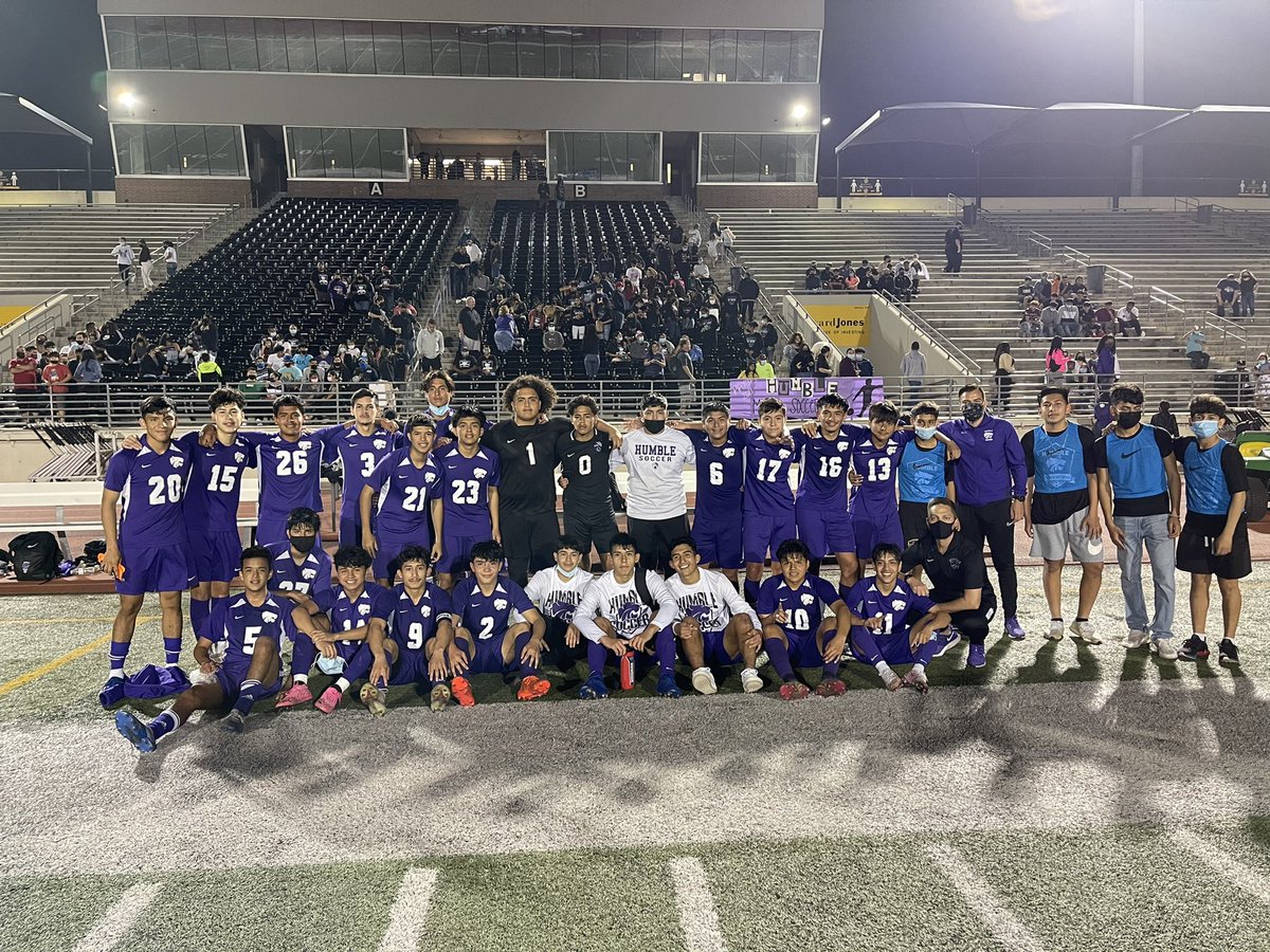 HumbleFutbol's tweet photo. FINAL | HUMBLE-3, Pasadena-1

A big home crowd propels your Wildcats to the area round of the playoffs. 

YOUR 2021 BI-DISTRICT CHAMPIONS! https://t.co/YEfKpp0y8D