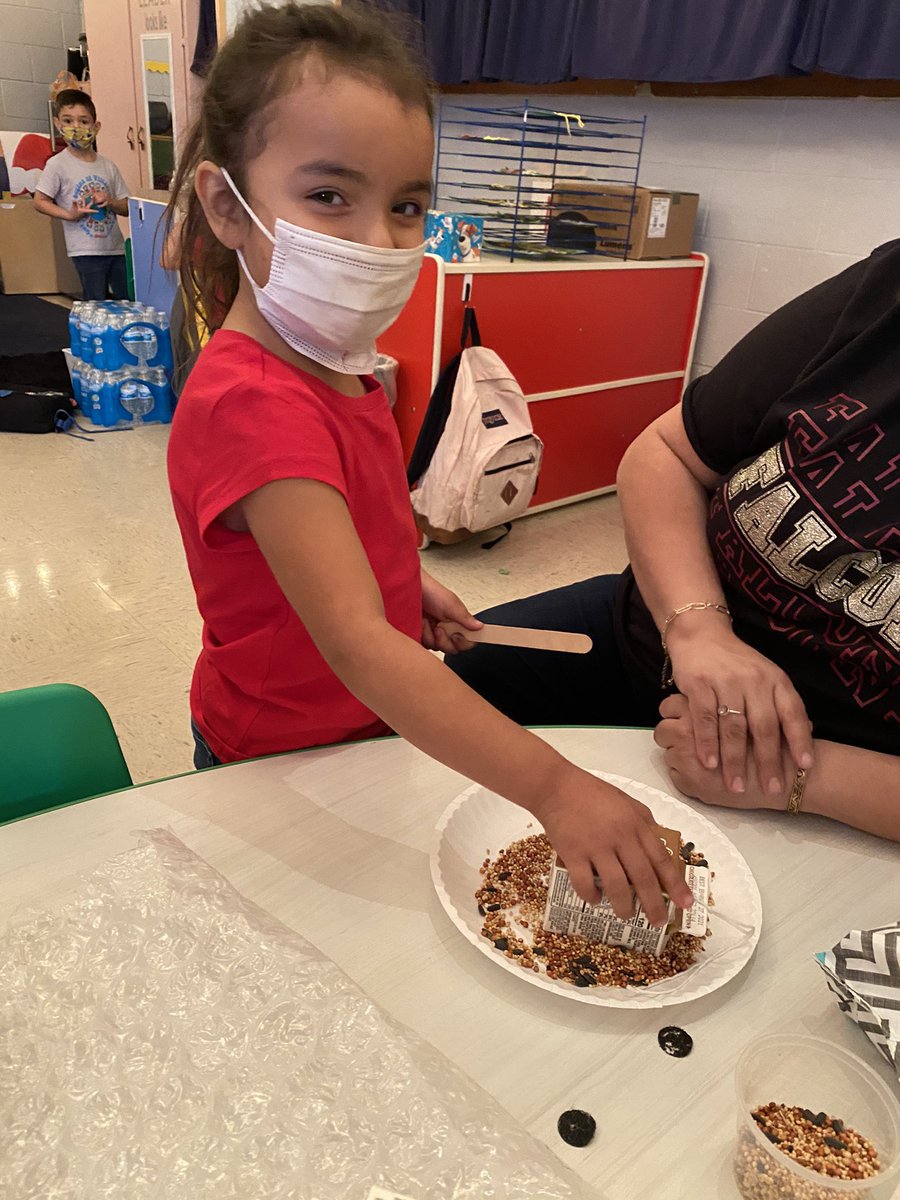 villarealhawks1's tweet photo. Mrs. Guerrero’s class did a fabulous job on their Project Lead the Way bird feeders. PLTW - Project Lead The Way #losfresnospltw #pltwdistancelearning @PLTWorg https://t.co/jCK3D68pgo