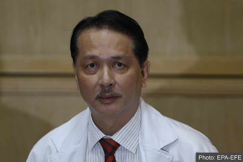 NewsBFM's tweet photo. Health DG Dr. Noor Hisham has clarified that Deputy FT Minister Edmund Santhara was allowed to undergo home quarantine since he had returned from a low-risk country and had a home that was suitable to quarantine in. https://t.co/SyKofEVlSp