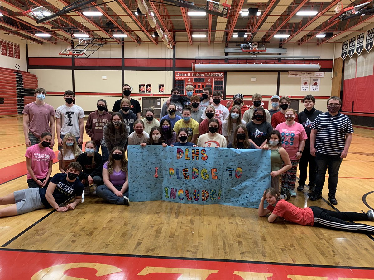 Pizza &amp; PE Game Night! We Pledge to Include! Our 2nd event was a Success. #somn #unified #inclusion #lakerpride #championsinlife <a href="/DetLakesHigh/">Detroit Lakes High</a> <a href="/SOMinnesota/">Special Olympics Minnesota</a>