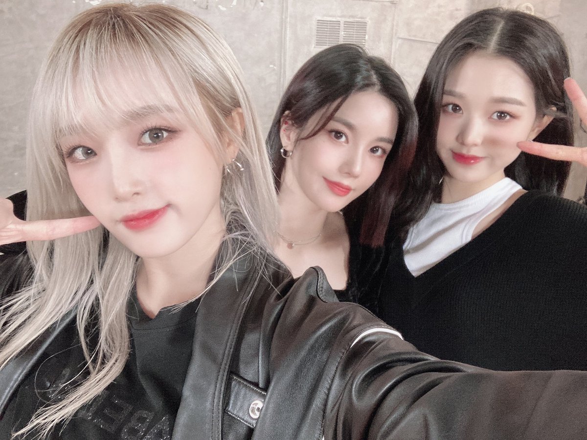 haiaram_'s tweet photo. It's just me baby
It's just me baby
What's it gonna take to make you see
What's it gonna take 'til you believe in me.
#33DaysLeft @official_izone #SpreadTheWingsIZONE https://t.co/ZEiYKw1Fyb