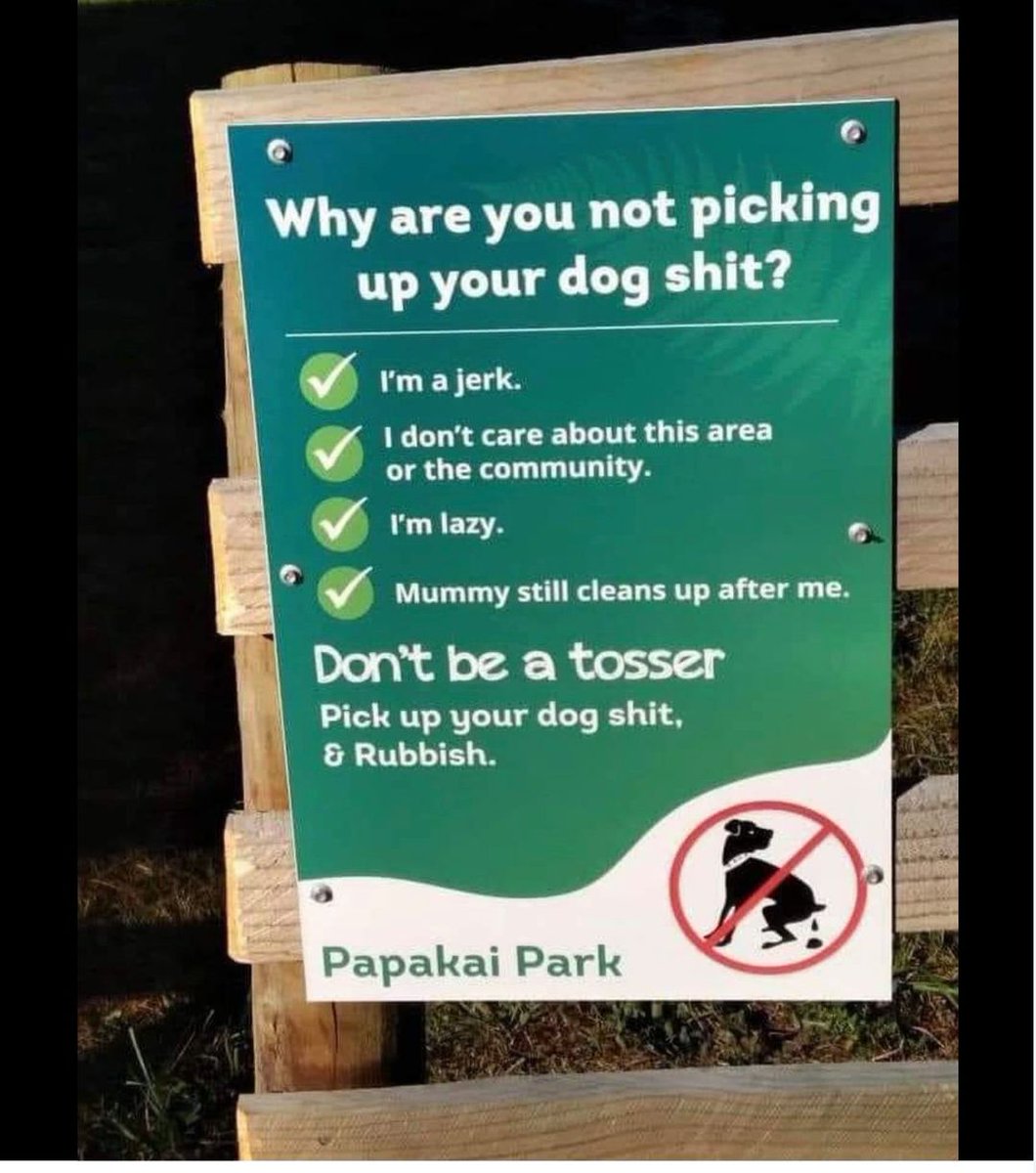 CDNPetsnAnimals's tweet photo. Good question. 

#DogLife #Dogs #DogWalking https://t.co/CjRdbN1Uhl