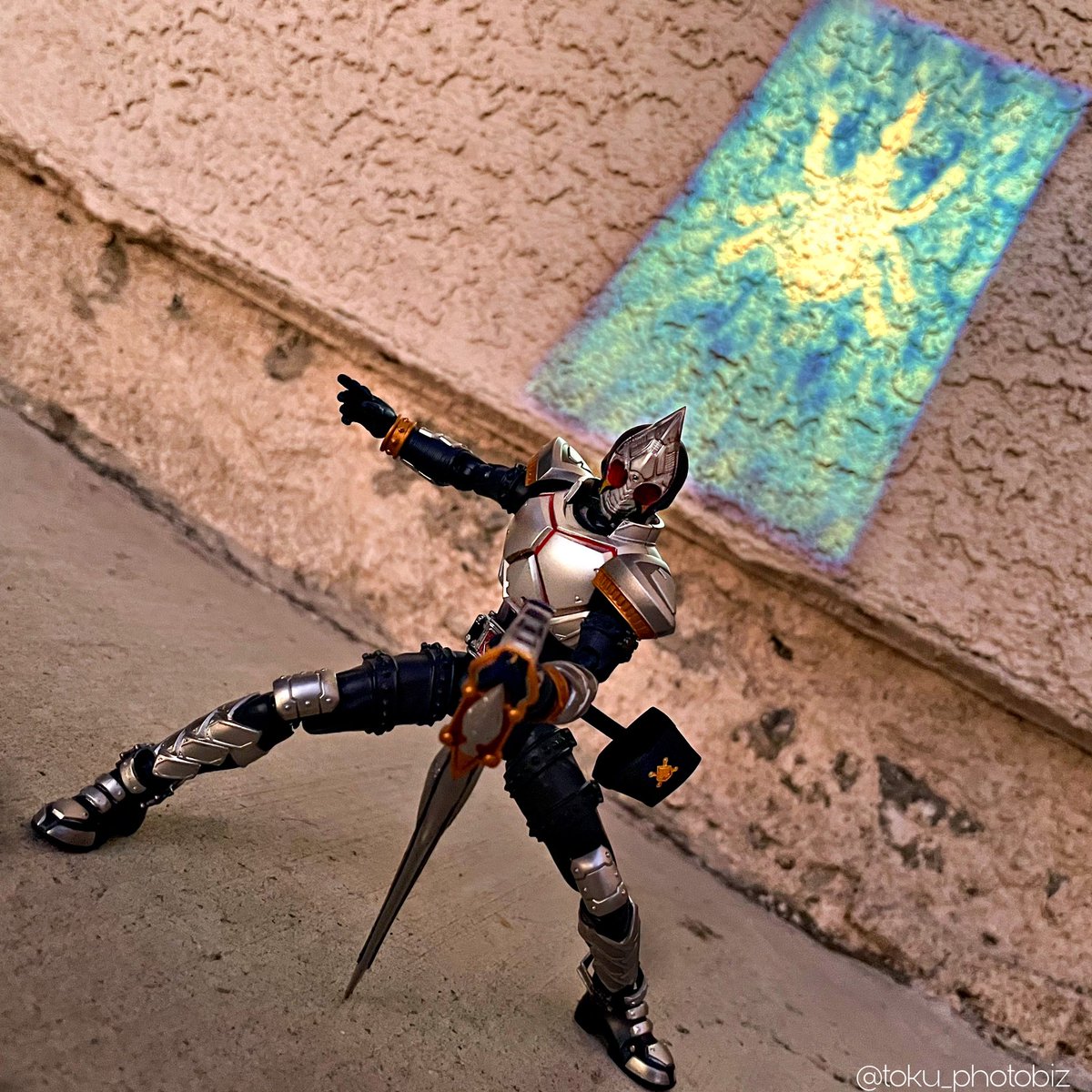 toku_photobiz's tweet photo. 「2003-2006:ファイズ、ブレイド、響鬼、カブト」
#RiderMonth with the next few Heisei Riders: Faiz, Blade, Hibiki and Kabuto!
#JusticeForKamenRider @BluefinBrands @TeamRiderUS https://t.co/eP2ztw4oVb