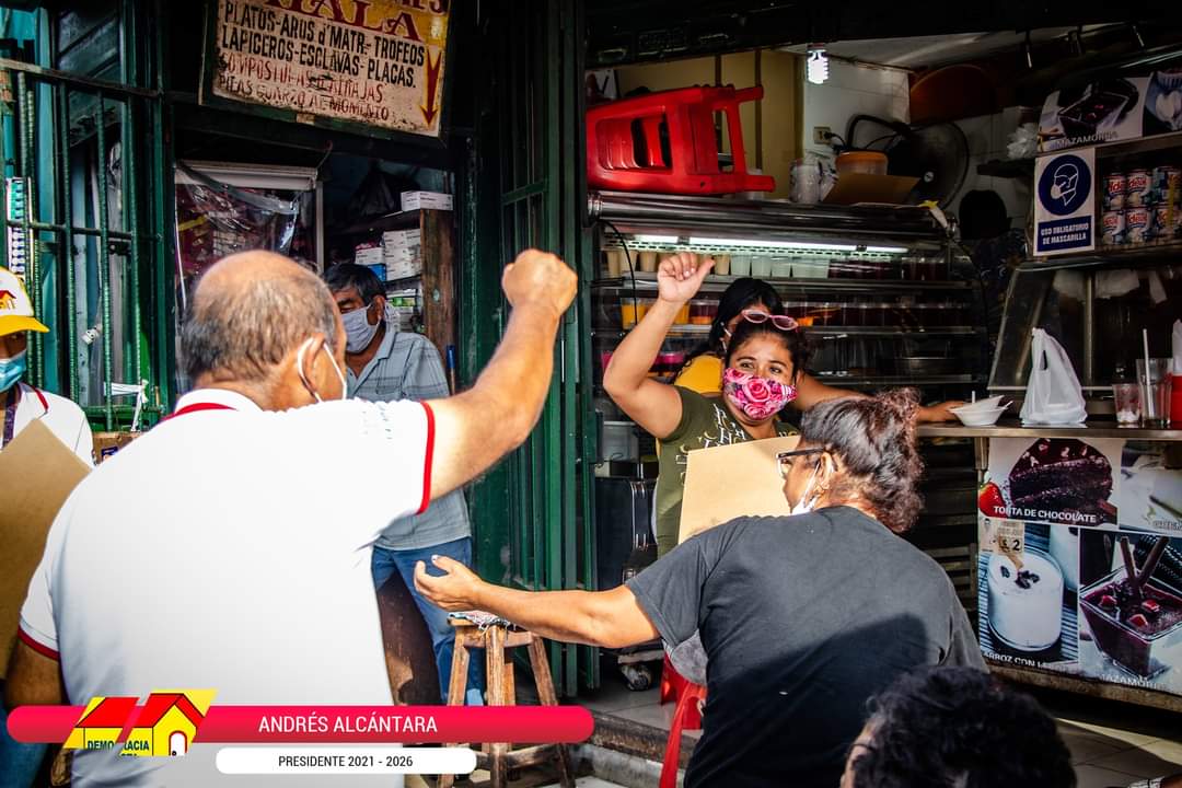 aalacantarape's tweet photo. 🟡 GRACIAS CALLAO 🇵🇪

✅ Unidos por recuperar el Perú para los peruanos, este 11 de abril, el Callao marcará las tres casitas de Democracia Directa, para Andrés Alcántara Presidente, y así lograr el cambio que todo el pueblo peruano quiere. https://t.co/v57k1yIpo5