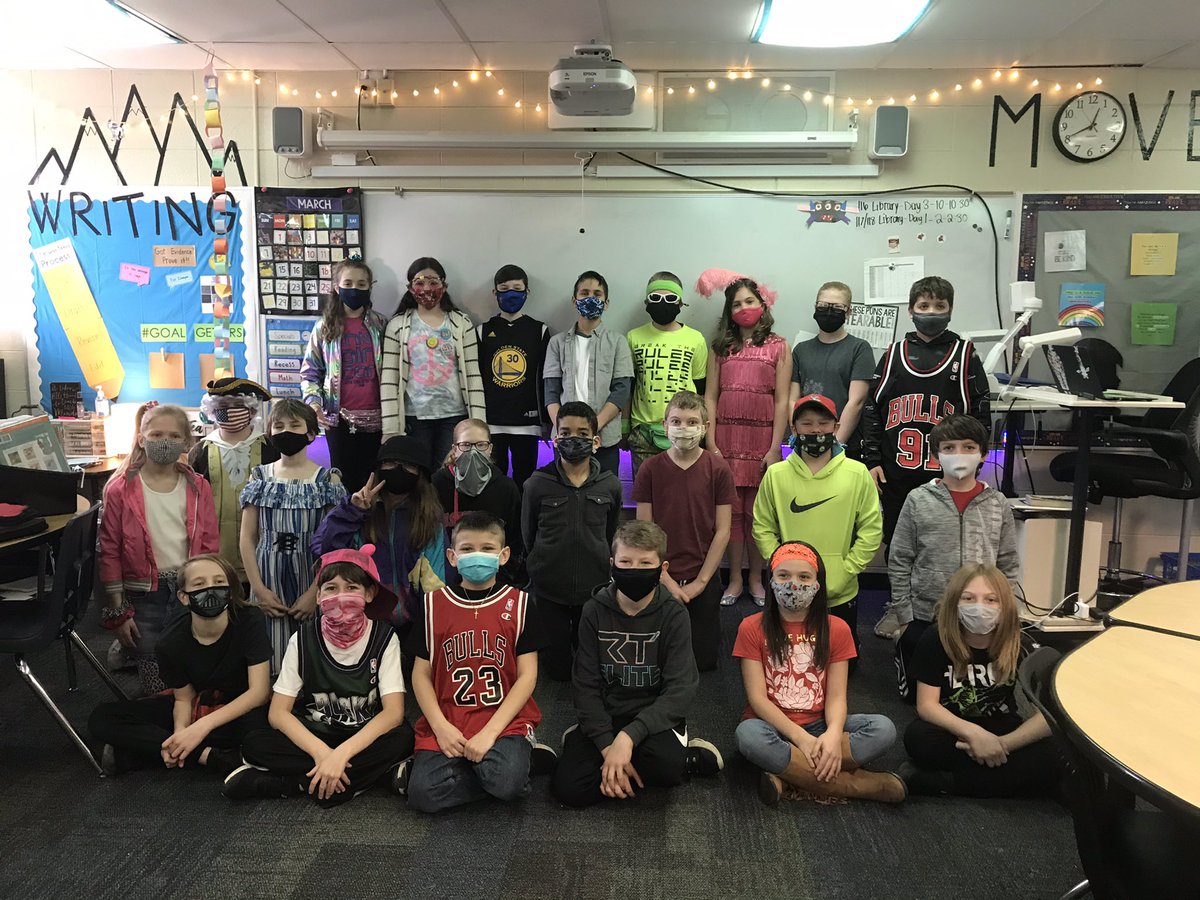 ChanJaycelin's tweet photo. Edgerton had a fun week celebrating student successes with our PBIS incentive! Our 5th graders practiced showing respect and empathy and earned a Decades Day and extra recess! https://t.co/8qv6oiWchE