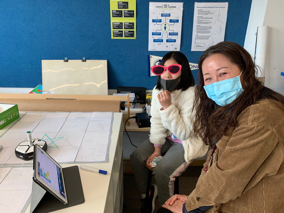 watnunu's tweet photo. Lots of mathematics going on here with our families working on their @iRobot #rootrobot logo designs. #mathed https://t.co/gXSPW1xbgz