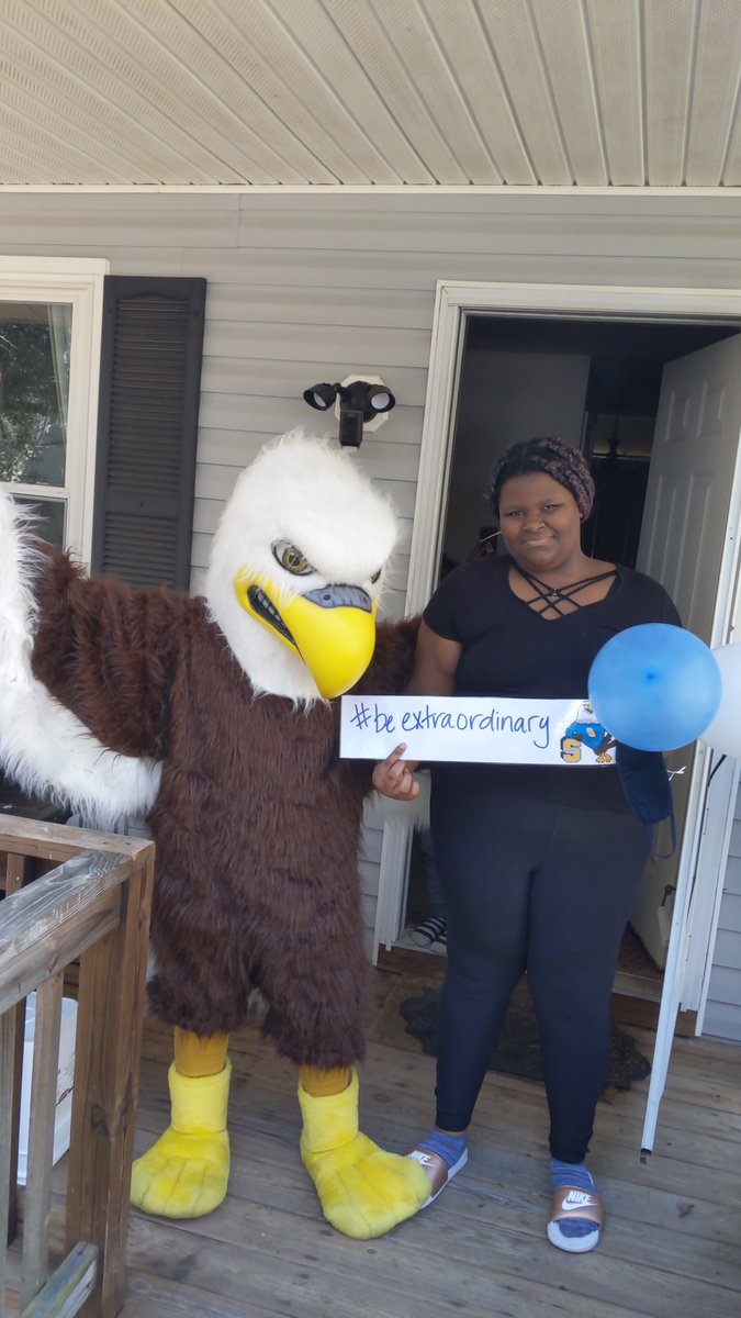 SouthernMSCCPS's tweet photo. Louie was out in the community today!! Did you see him?? Some lucky positive referral recipients got a home visit ! #beextraordinary #wemissyou #virtualstudents https://t.co/ERaXEVATc9