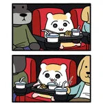 どっちかは自分のものなのに？映画館で両方のドリンクホルダーを使われてしまう!