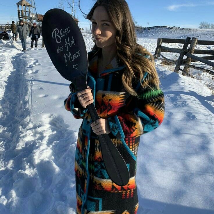 anne_haught's tweet photo. I'm sorry

But the old Waverly         //  Why?
can't come the phone   //   Oh!, 'cause  
right now.                        //     she's dead https://t.co/yakXSPMZJV