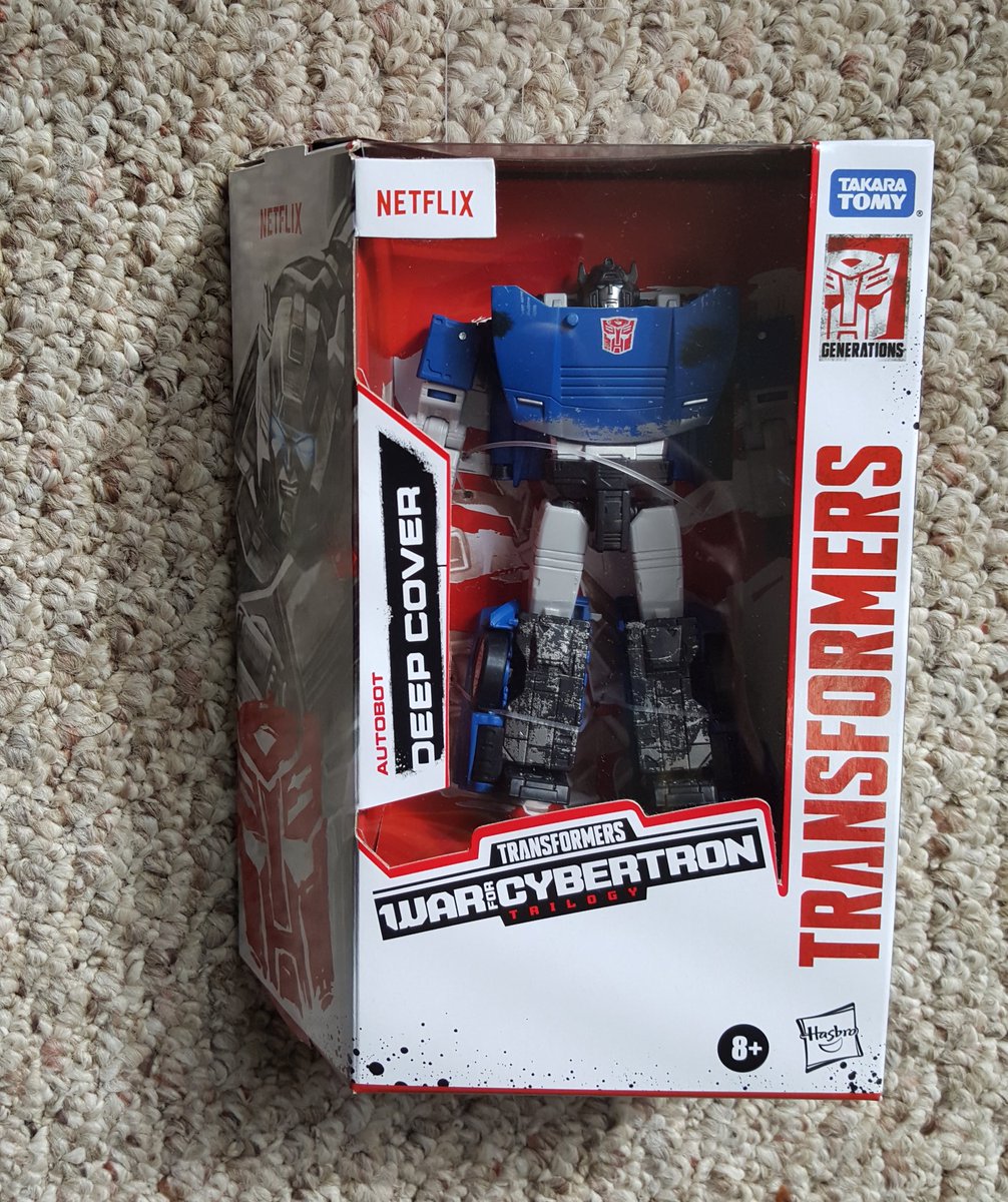 Goodfella7817's tweet photo. New Transformers 😁😁
#Transformers #autobots #bluestreak #deepcover #warforcybertron #Netflix https://t.co/d0xSqWpMom