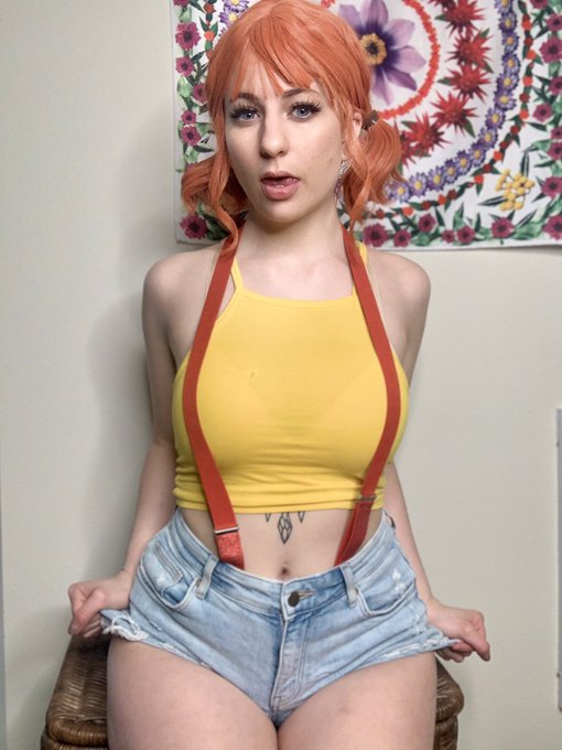 My onlyfans is 50% off for the weekend! 😜🥂  Planning to be on there answering messages all day tomorrow<a href="/tag/prettyinpink"class="tags"><span>#prettyinpink</span></a>