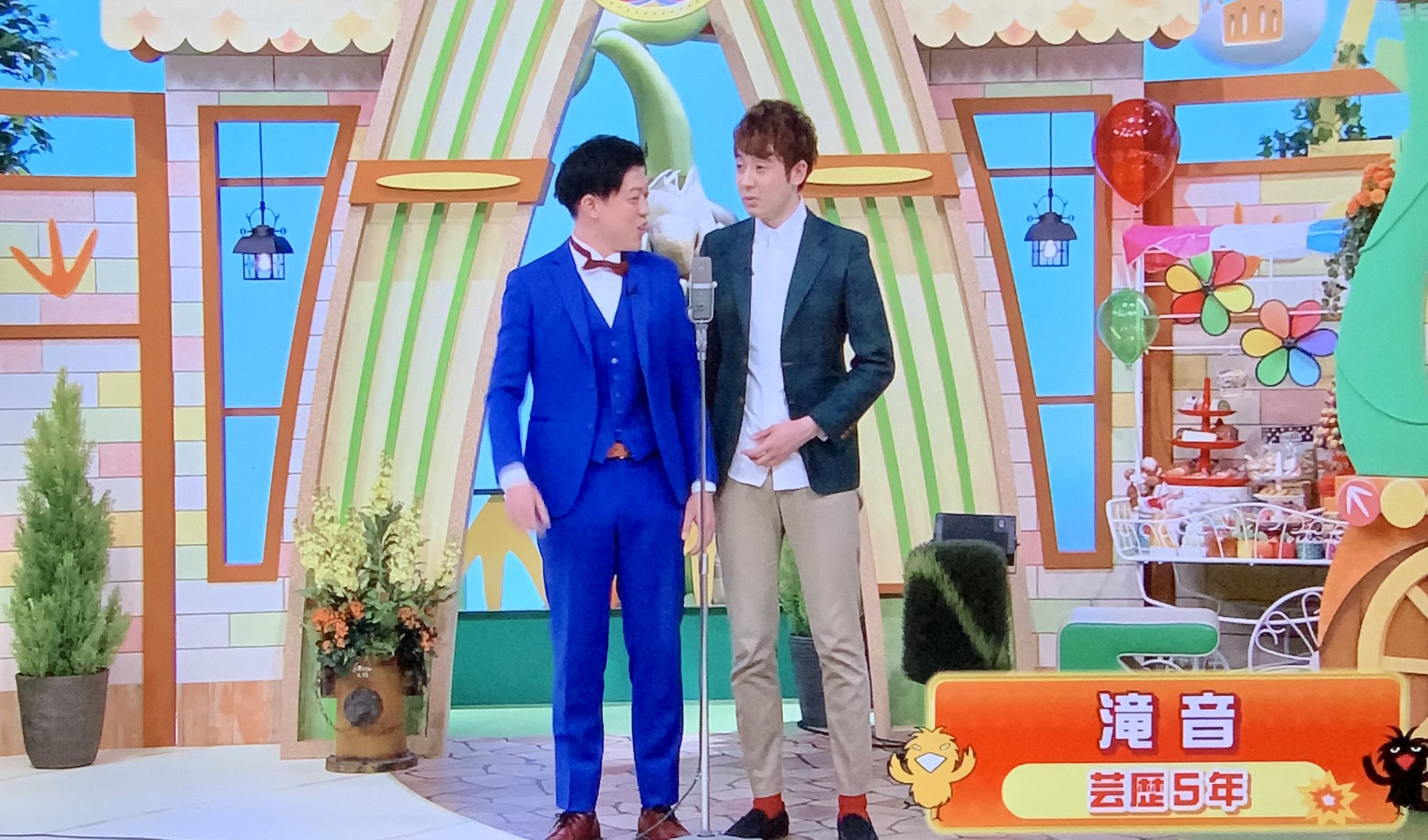 Lai せやねん 若手芸人青田買いコーナーで滝音 ニッポンの社長 ビスケットブラザーズ もも チェリー大作戦が出てた 1番ウケてたのは野球のネタ取り込んでたニッポンの社長やったかな 滝音が最後にいなかったけど多分ケツあったのかな T Co