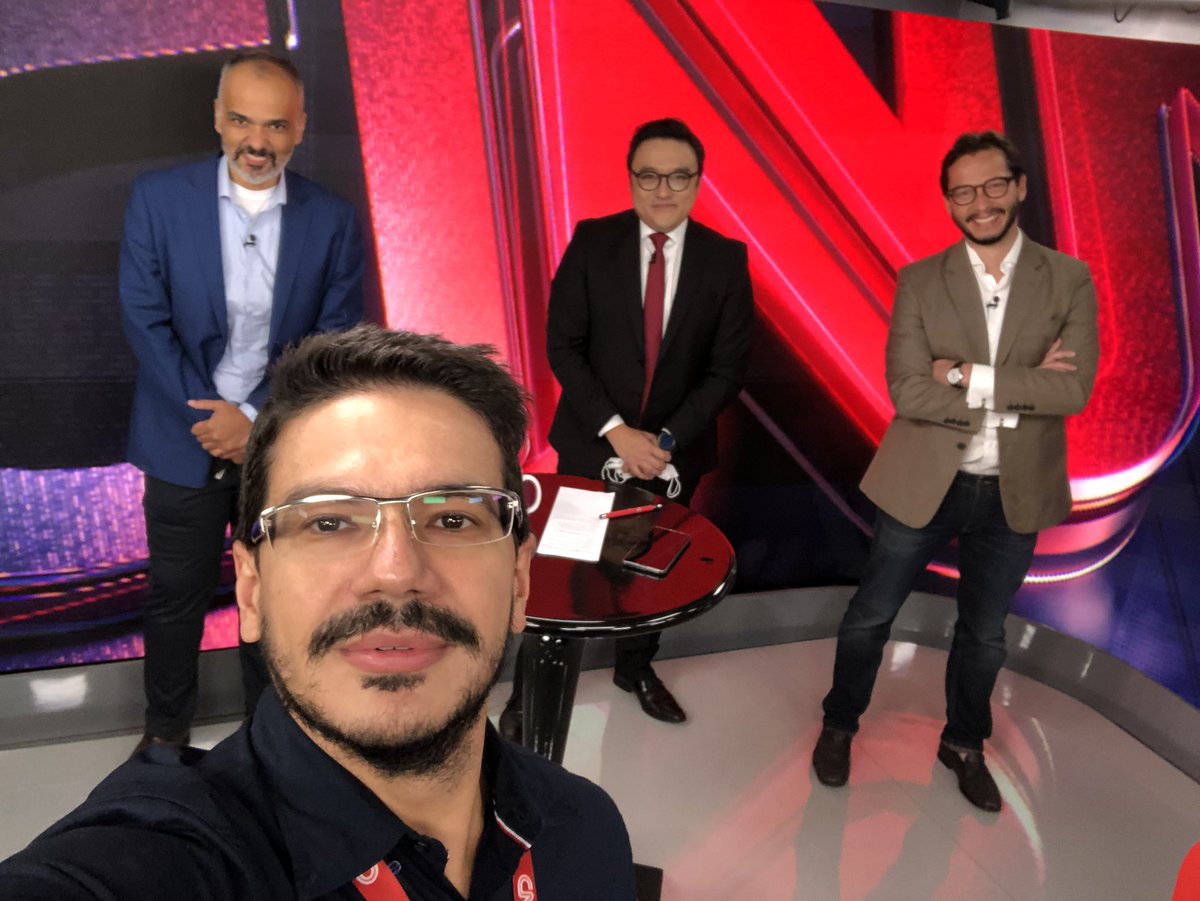 rodrigomaiats's tweet photo. Gravação de O Grande Debate Investimentos. @CNNBrasil Tema: Criptomoedas: investimento do futuro ou risco de bolha? @fnakagawa @stefanosergole @isacsc77 @hashdex https://t.co/c4HeAvKqsl