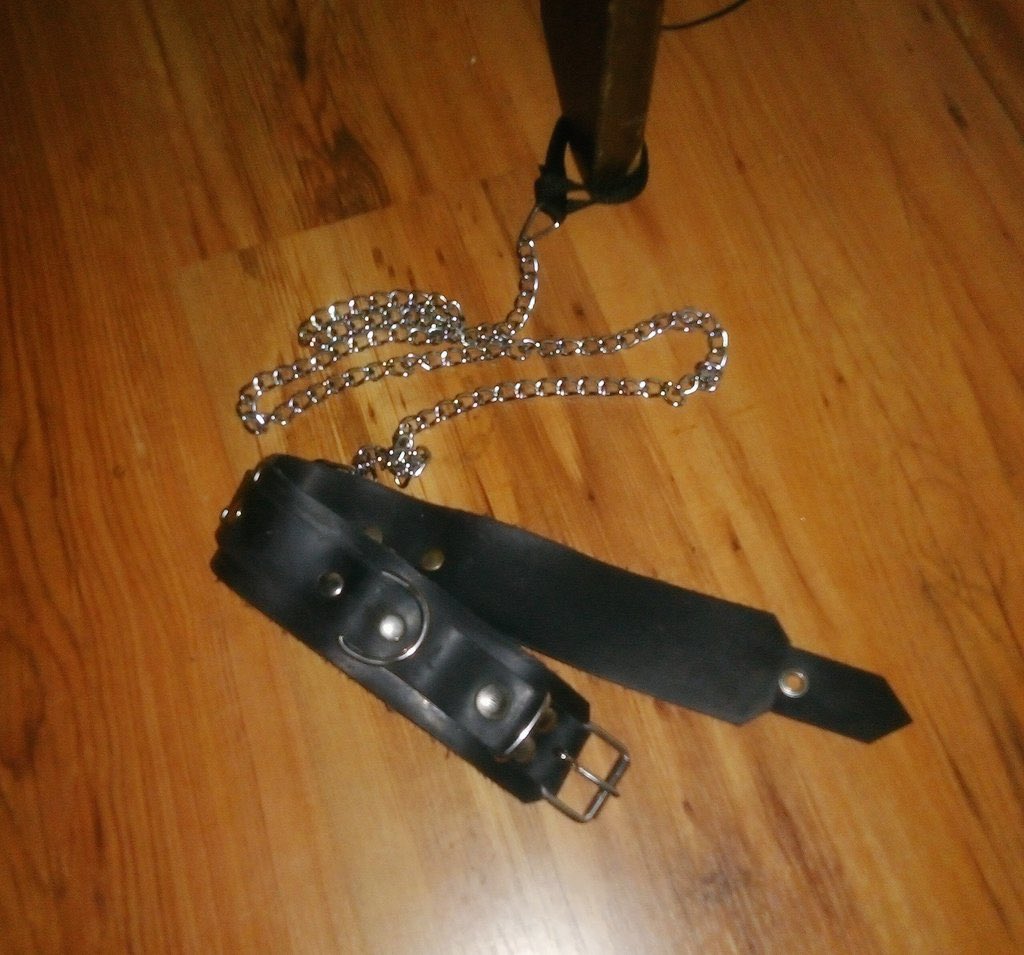 deepthroath3's tweet image. 😏