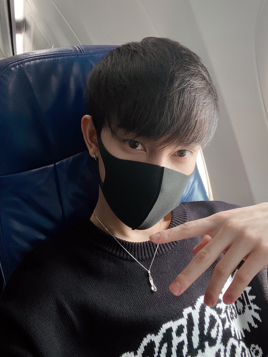 FolktagramGo's tweet photo. See You Soon CNX ✈✌🚗💨

#FolkThitiphat #folktagram #น้ำมันของโฟล์ค https://t.co/nK3V6CmaPU