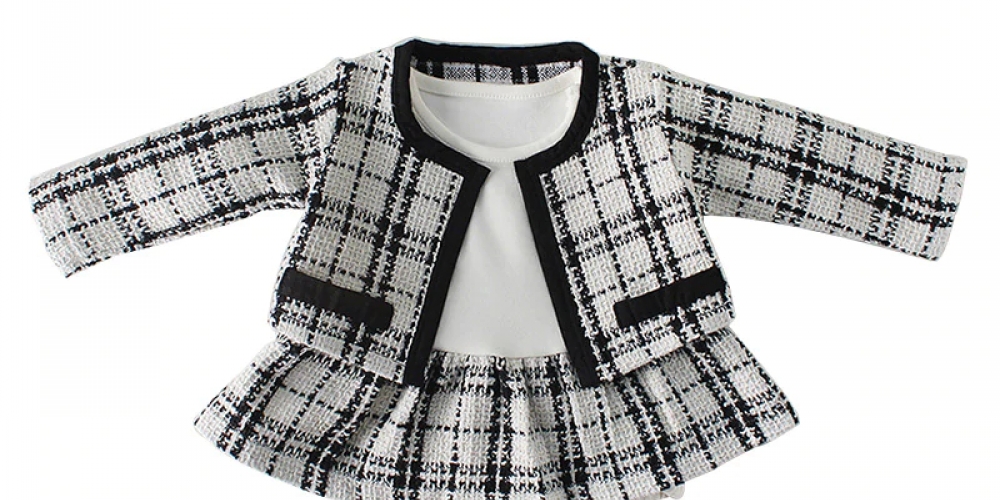 EssentialsBuy's tweet photo. Baby Girl's Checked Cotton Romper   #newbornbaby #girl https://t.co/qZGAtm9cqF https://t.co/brZqC54tUm