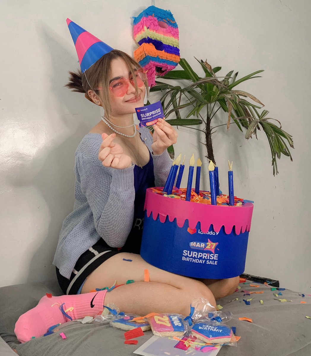 jeccamazing's tweet photo. Throwing myself a mini party cause today is #Lazada9birthday. Finally, I am ready to check out all the items that I’ve been eyeing cause it’s on sale and it’s free shipping with no minimum spend and the deals are up to 90% off! Bongga! Happy birthday @LazadaPH . ILYSM! 💙💙 https://t.co/vLSTPSq95M