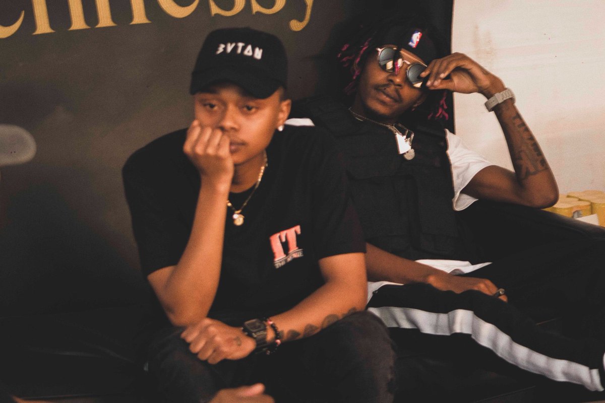 FlvmeSA's tweet image. Happy Birthday brozay... Keep goin and stay blessed 🕊