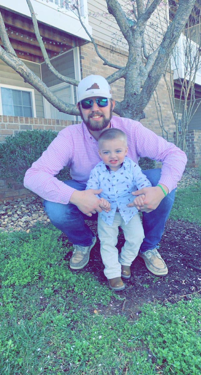 hunter_c96's tweet photo. My mini me https://t.co/f8ekVBTCDj
