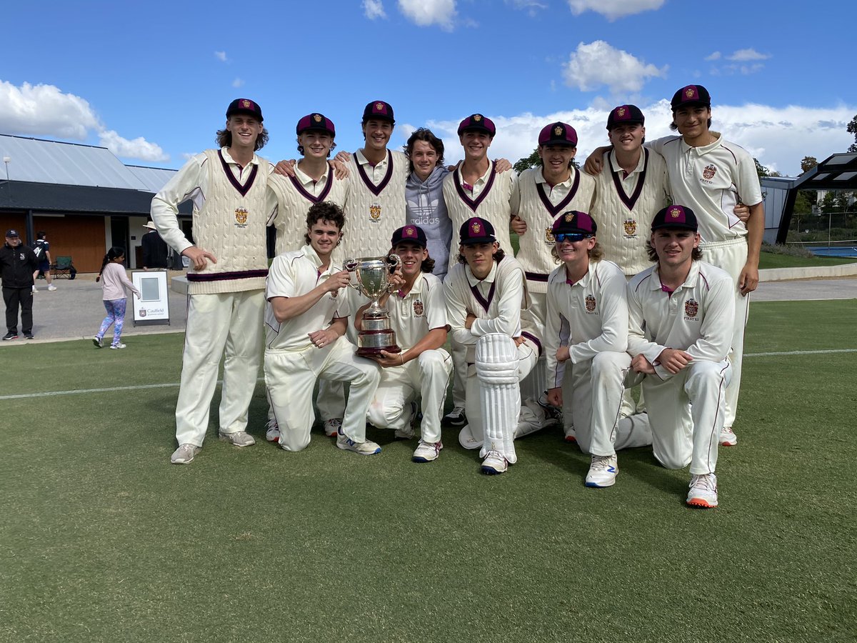 RitchieBrent's tweet photo. Here. It. Is. @Haileybury are the winners of the 2020/21 @APS_Sport First XI Cricket Premiership after defeating Caulfield Grammar School 221 (Reiley Mark 5/24) to 5/225 (Tyler Stewart 108, Charles Waring 62). Captain Charlie Giles finished it in style with a six over midwicket. https://t.co/0o5pOrOGB0