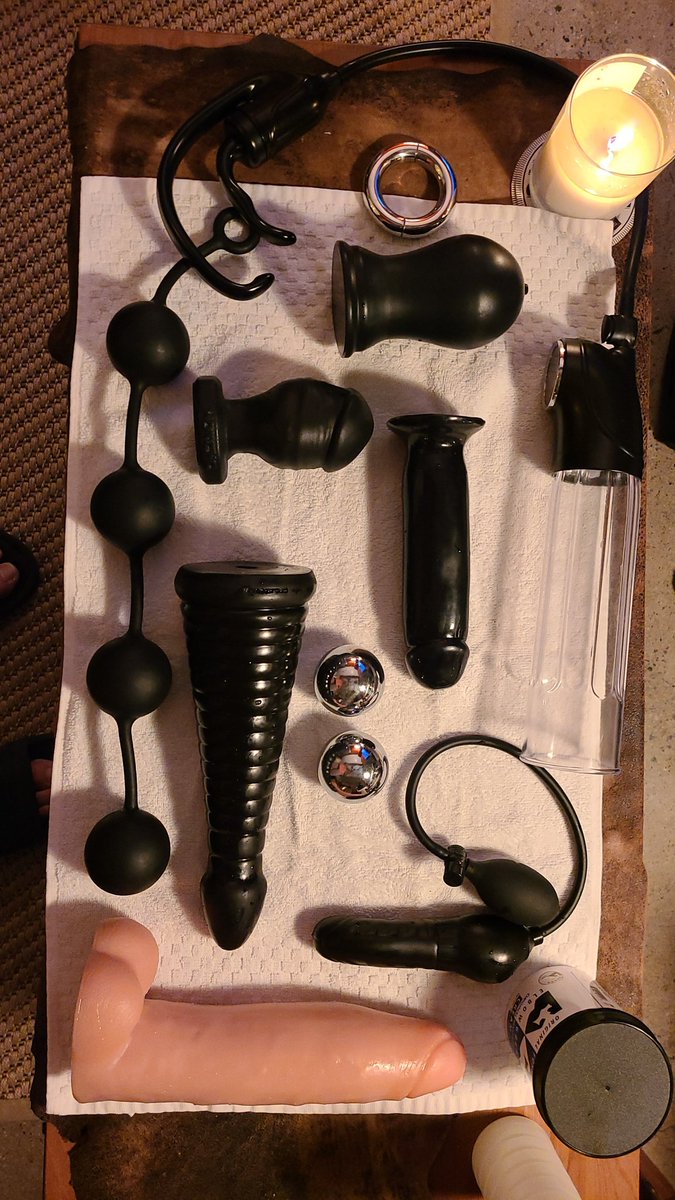 ru_charlie's tweet photo. Can't wait to throw these in @Rafrikiki tonight.
#daddyintraining #fistfuck #fetish #gayxxx #gaybareback #piercedcock #pissboy #princealbert #justforfans https://t.co/7dZXmw2nIM