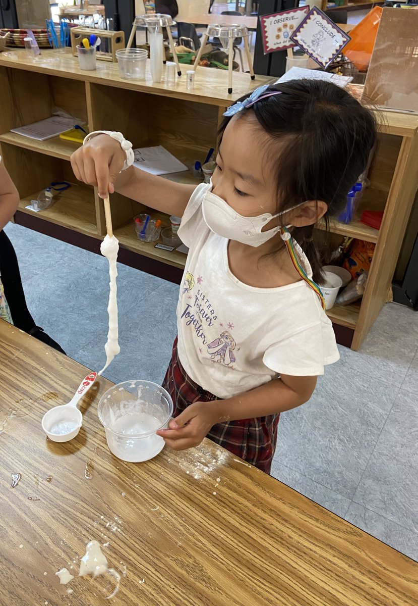 lojozomo's tweet photo. EY4 educators and children carefully constructing understanding of observable patterns in the world. What steps are necessary to create a specific product? What is the difference between exploration and productivity? #childasresearcher #eypyp @icsaddises #joy https://t.co/QvNcD4tJ5Z