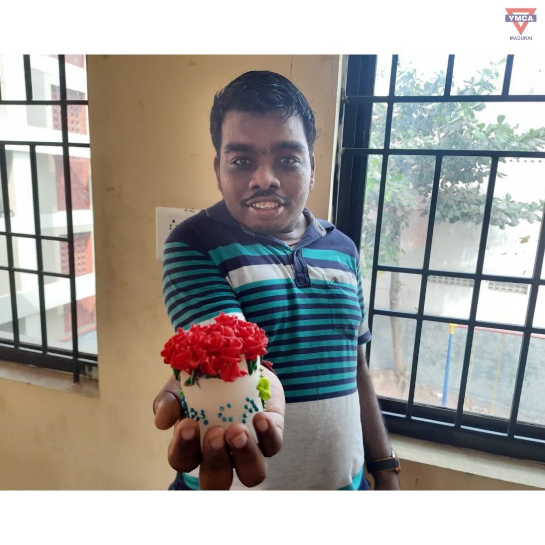 YmcaMadurai's tweet photo. Sometimes #livinglife is #noteasy. In this #competitiveworld you will face #struggles to live your life. We forget to show our #kindness& #love to others during those #difficulttimes. Let's #support& #appreciate each other by #showinglove&kindness. #YMCAMadurai #SaturdayThoughts https://t.co/iybnlhR44v