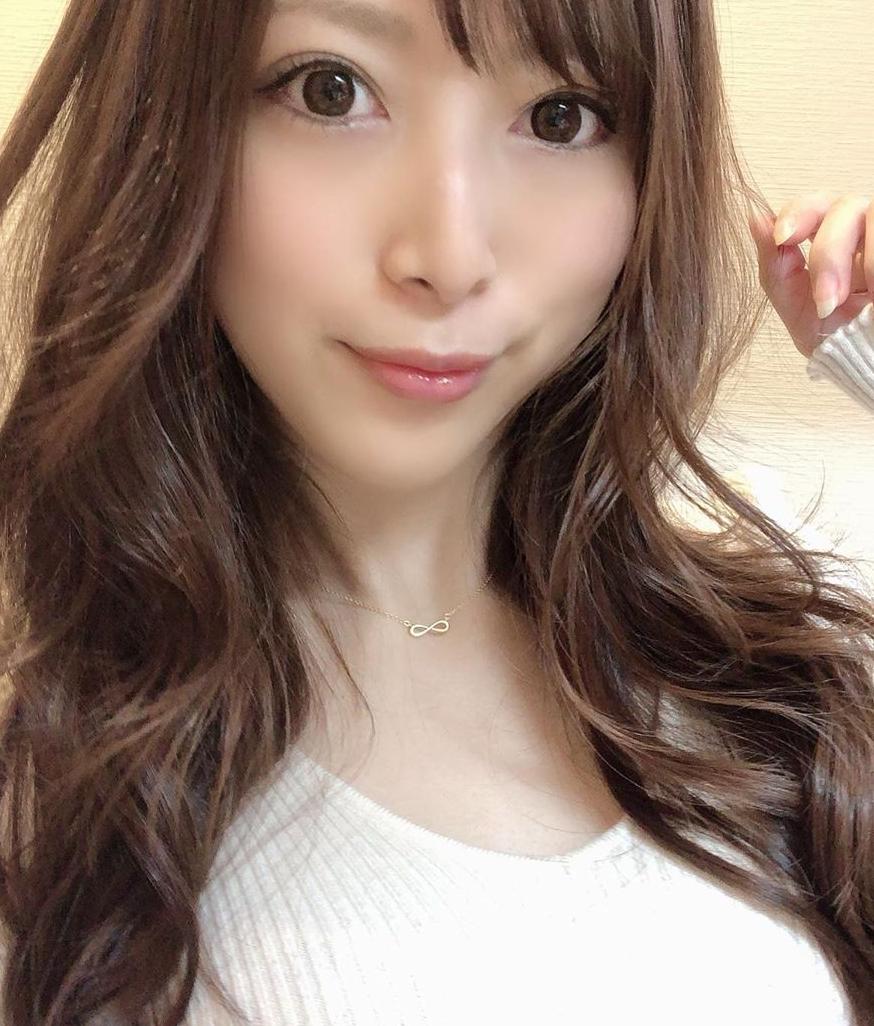 Zhuu65871's tweet photo. 横からみた私どうですか？ https://t.co/PPoHojBp0o