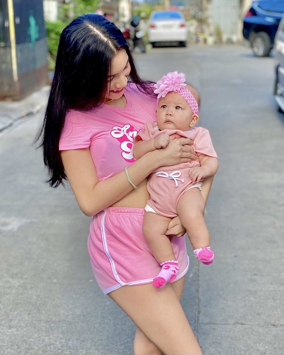 papigalangpo's tweet image. Pangiti ngiti lang yan pero babakunahan nanaman yan😅💖
#BABYHAPI