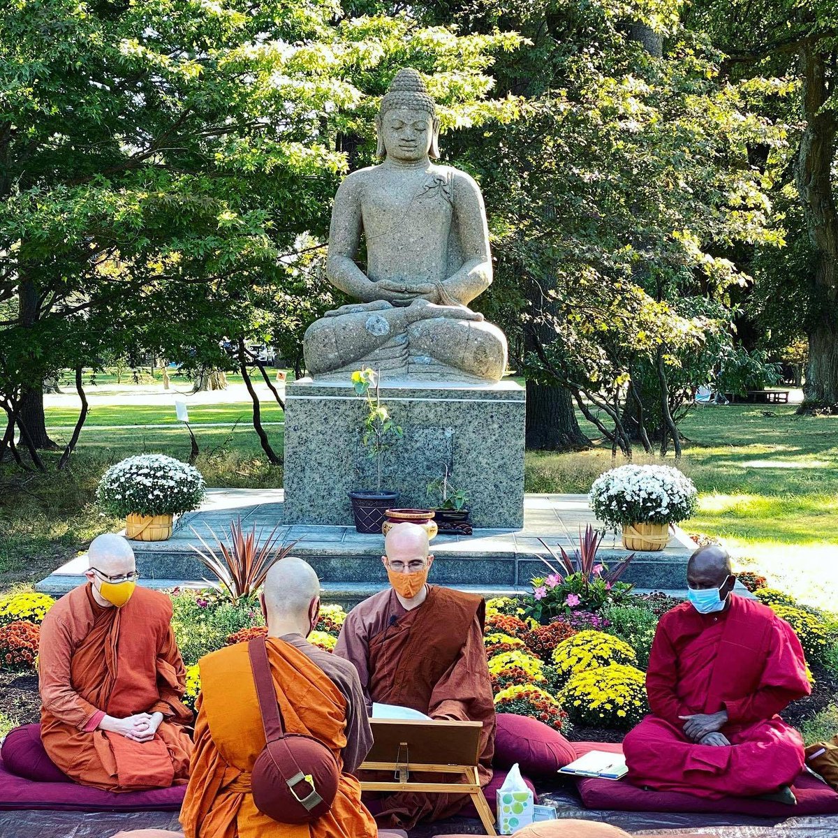 BetterBurma's tweet photo. I'm so grateful that Ayya Soma at #EmptyCloud #Monastery took time out her meritorious work to share how her #NewYork #Sangha has responded to the #COVIDpandemic. Subscribe to Insight Myanmar Podcast, or listen here: https://t.co/Q6qb10zoT6
#meditation #buddhapodcast #dharma https://t.co/u7vRYEfqAh