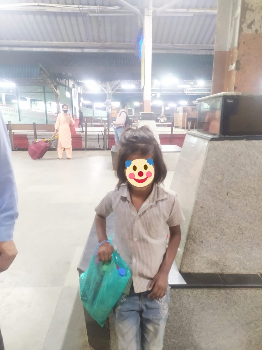 <a href="/PMOIndia/">PMO India</a>
<a href="/RailMinIndia/">Ministry of Railways</a>
<a href="/PiyushGoyal/">Piyush Goyal</a>
<a href="/IR_CRB/">RB CRB</a>
<a href="/GM_CRly/">GM Central Railway</a>
<a href="/drmcrngp/">DRM Nagpur , CR</a>
<a href="/CMOMaharashtra/">CMO Maharashtra</a>
<a href="/RailwayChildInd/">Railway Children India</a>
<a href="/kanafoosi/">kanafoosi JTS</a>
<a href="/Lokmat_Samachar/">लोकमत समाचार</a>

#TTEs_saves_Children
Tarachand Choudhary/Hd.TTE/NGP
NGP Divn/CRly detectd ranaway frm home Girl in 02782 exp on 26.03.21,
Handed ovr to ChildLine/NGP
👍🙏