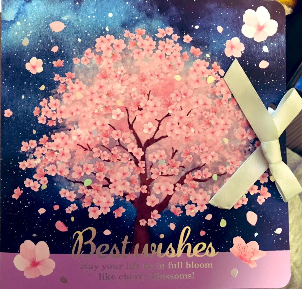 mini_kaku's tweet photo. ローソン　アルバイト　
最後の日ですが、皆様からあたたかい言葉をいただき、本当にありがとうございました。いろいろ勉強になりました。
さびしい😞
涙😭
感動🥺 https://t.co/oHmR7D4qeR